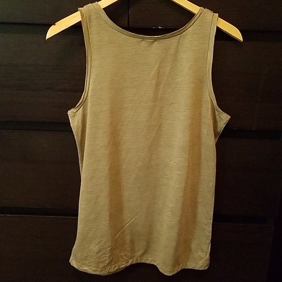 4/$25 J Crew ruffled tank top Small - Picture 4 of 4